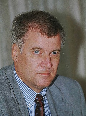 446px-HorstSeehofer_067